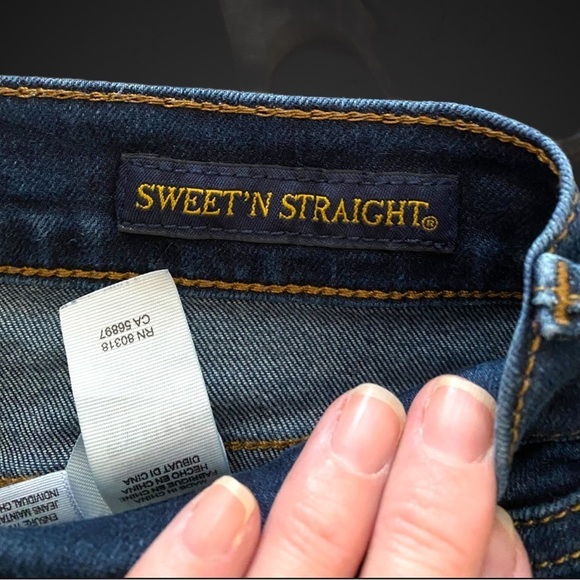 Lucky Brand Jeans - Picture 5 of 5